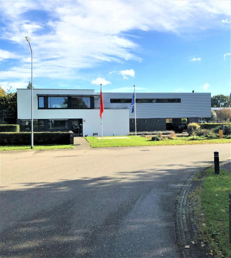 Bedbijpet Bed & Breakfast Emmen Exterior photo